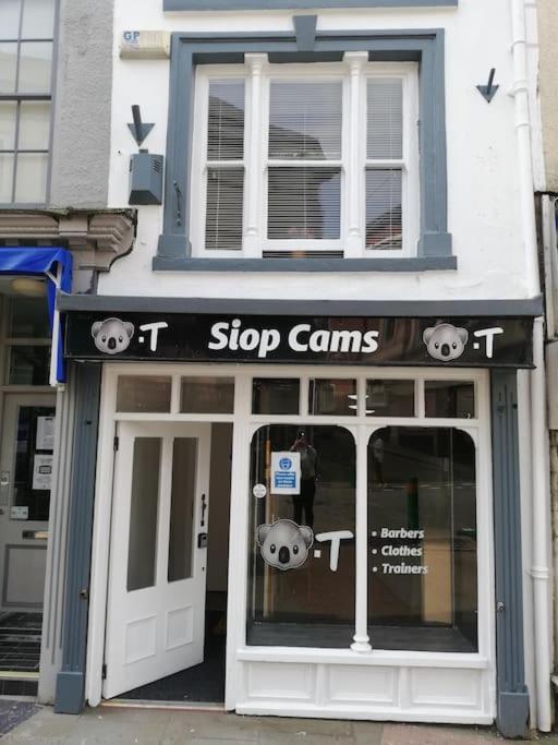 Siop Iwan A Menna Lejlighed Caernarfon Eksteriør billede