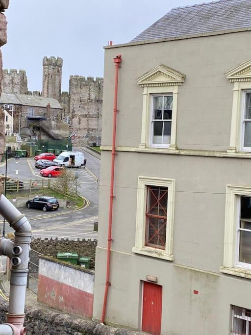 Siop Iwan A Menna Lejlighed Caernarfon Eksteriør billede